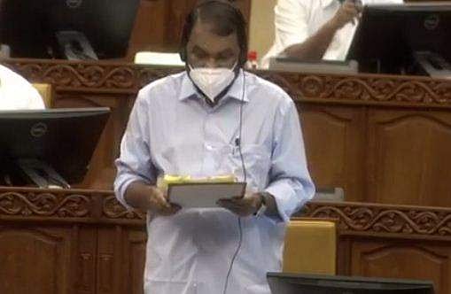 എ പ്ലസ് ലഭിച്ച 5,812 കുട്ടികള്‍ക്ക് സീറ്റില്ല; താത്കാലിക ബാച്ച് അനുവദിച്ച് എല്ലാവര്‍ക്കും പ്രവേശനം ഉറപ്പാക്കും; വിദ്യാഭ്യാസമന്ത്രി