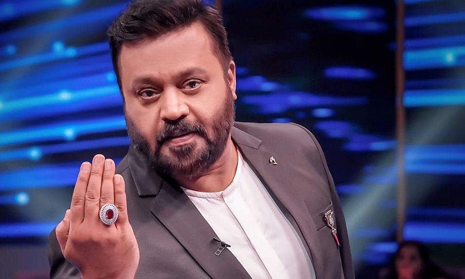 സുരേഷ് ഗോപിയെ വീണ്ടും വില്ലനാക്കാന്‍ ശങ്കര്‍? രാം ചരണ്‍ നായകനാവുന്ന ചിത്രത്തില്‍ പ്രധാനറോളില്‍