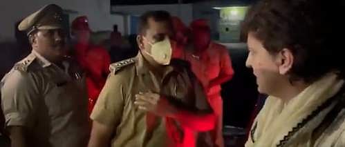 പ്രിയങ്കയെ പിടിച്ചുതള്ളി, ഹൂഡയെ വളഞ്ഞിട്ടു 'വിരട്ടി'; കോണ്‍ഗ്രസ് നേതാക്കള്‍ക്ക് എതിരെ യുപി പൊലീസിന്റെ കയ്യേറ്റം (വീഡിയോ)