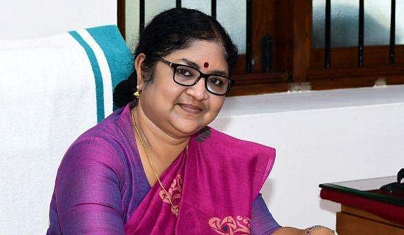 'സംസ്ഥാന നേതാവിന്റെ ഭാര്യയില്‍ നിന്ന് കൂടുതലൊന്നും പ്രതീക്ഷിക്കാനില്ല'; ആര്‍ ബിന്ദുവിനെതിരെ കുറിപ്പ്