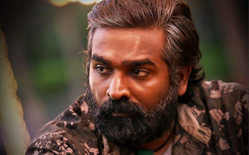 'ബം​ഗളൂരു വിമാനത്താവളത്തിൽ വച്ച് ആക്രമിച്ചു'; വിജയ് സേതുപതിക്കും മാനേജർക്കും സമൻസ് 