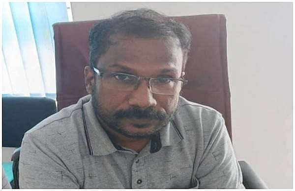 പ്രഷര്‍ കുക്കറിലും അരിക്കലത്തിലും പണം; കൈക്കൂലി വാങ്ങുന്നതിനിടെ അറസ്റ്റിലായ ഉദ്യോഗസ്ഥന്റെ ഫ്‌ലാറ്റില്‍ നിന്ന് കണ്ടെത്തിയത് 17ലക്ഷം