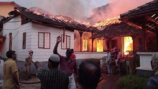 'ദൃശ്യങ്ങളില്‍ വ്യക്തമല്ല'; വടകര താലൂക്ക് ഓഫിസ് തീവെപ്പ് കേസിലെ പ്രതിയെ വെറുതെ വിട്ടു