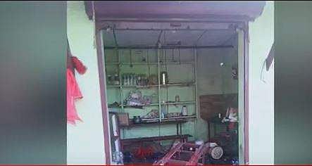പത്തനംതിട്ടയില്‍ ചായക്കടയില്‍ സ്‌ഫോടനം; ഒരാളുടെ കൈപ്പത്തി അറ്റുപോയി, നിരവധിപ്പേര്‍ക്ക് പരിക്ക് 