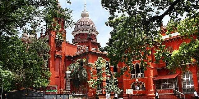 എന്തിനും ഏതിനും തടസ്സമുണ്ടാക്കുന്നവരല്ല, ട്രെയ്ഡ് യൂണിയനുകള്‍ ശക്തമായ പ്രതിപക്ഷത്തെ പോലെ: ഹൈക്കോടതി