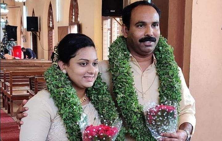 സംസ്ഥാനത്തെ 'കുട്ടി' പ്രസിഡന്റ് വിവാഹിതയായി; വരൻ ബ്ലോക്ക് പഞ്ചായത്ത് അം​ഗം