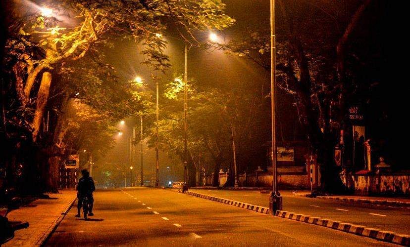 കര്‍ണാടകയില്‍ രാത്രി കര്‍ഫ്യൂ; ആള്‍ക്കൂട്ടം അനുവദിക്കില്ല; പുതുവത്സരാഘോഷങ്ങള്‍ക്ക് നിയന്ത്രണം