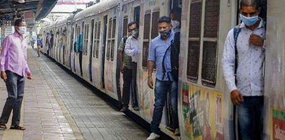 പുതുവത്സര ആഘോഷം അകത്തും പുറത്തും വേണ്ട; ഉത്തരവുമായി മുംബൈ പൊലീസ് 