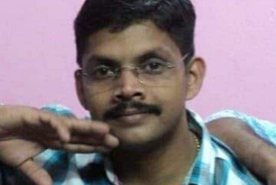 മകന്റെ പിറന്നാളാഘോഷം കഴിഞ്ഞ് നാലു ദിവസം മുൻപ് മടങ്ങി; ജീവനെടുത്ത് ഹെലികോപ്റ്റർ അപകടം, വേദനയായി പ്രദീപ്
