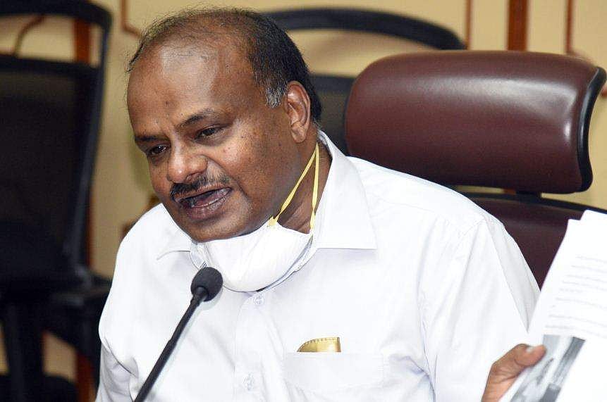 എച്ച്ഡി കുമാരസ്വാമി ആശുപത്രിയിൽ