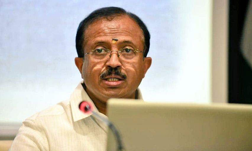 വാട്ടര്‍ സല്യൂട്ട് നല്‍കി സ്വീകരിച്ചത് നിര്‍മ്മാണ വസ്തുക്കളുമായി വന്ന കപ്പലിനെ; പരിപാടിക്ക് പോയത് മനസ്സില്ലാ മനസ്സോടെ: വി മുരളീധരന്‍ 