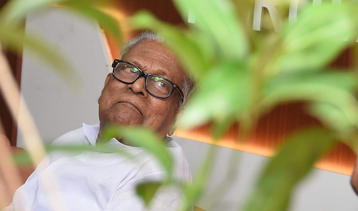വി എസ് കളത്തിലില്ലാത്ത ആദ്യ തെരഞ്ഞെടുപ്പ്; കാവി പടരുന്ന ചെങ്കോട്ട; മലമ്പുഴയില്‍ സിപിഎം പരിഗണിക്കുന്നത് ഇവരെ