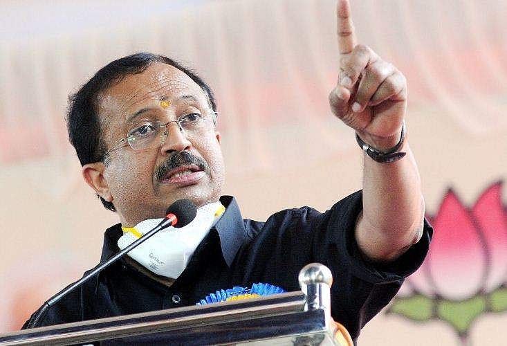 രാജ്യസഭയില്‍ അതിക്രമത്തിന് നേതൃത്വം നല്‍കിയത് 'ശിവന്‍കുട്ടി സ്‌കൂളില്‍' നിന്നും പഠിച്ചെത്തിയ മലയാളി എംപിമാര്‍ : വി മുരളീധരന്‍