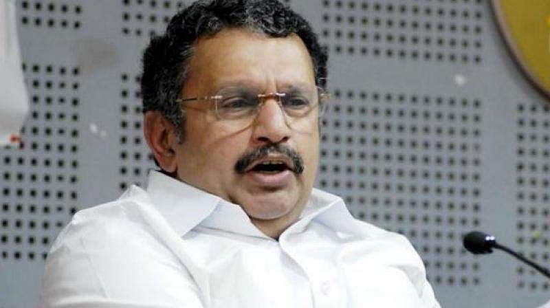 നേമത്ത് മുരളീധരന്?; ഇന്നലെ മുതിര്ന്ന നേതാക്കള് വിളിച്ചതായി കോണ്ഗ്രസ് നേതാവ്