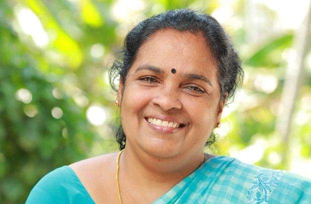 വോട്ടഭ്യർത്ഥനക്കിടെ സ്ലാബ് തകർന്നു; ആറ്റിങ്ങലിലെ എൽഡിഎഫ് സ്ഥാനാർത്ഥിക്ക് പരിക്ക്