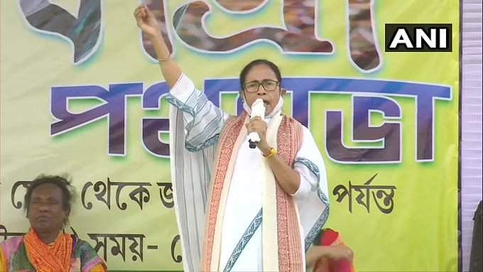 'എന്തുകൊണ്ട് മോദിയുടെ വിസ റദ്ദാക്കുന്നില്ല'- രൂക്ഷ വിമർശനവുമായി മമത ബാനർജി