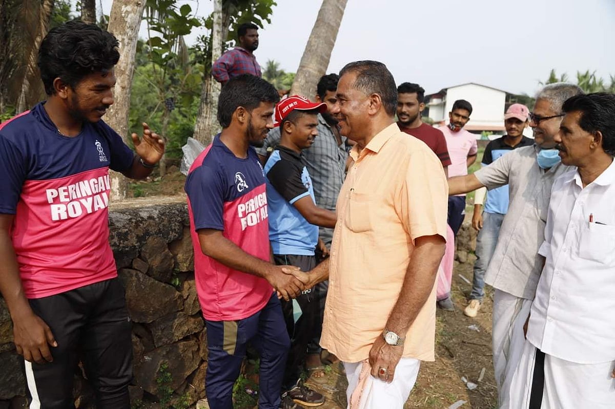 എംഎല്‍എ ട്രോഫി ഫുട്‌ബോള്‍; ഖത്തര്‍ ലോകകപ്പ് നേരില്‍ കാണാന്‍ അവസരം; വാഗ്ദാനവുമായി എല്‍ഡിഎഫ് സ്ഥാനാര്‍ഥി