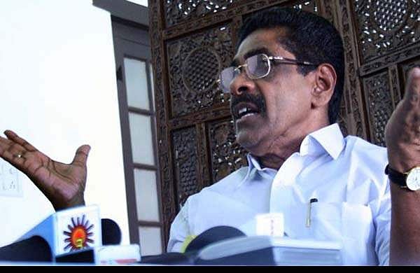 മത്സരിക്കാനില്ല; പറയുന്നത് ഹൈക്കമാന്‍ഡുമായി ആലോചിച്ച ശേഷം: മുല്ലപ്പള്ളി