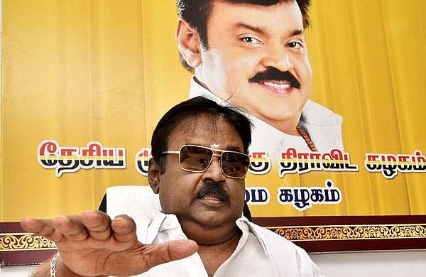 വിജയകാന്തിന്റെ പാര്‍ട്ടി ദിനകരനൊപ്പം; 60 സീറ്റുകളില്‍ മത്സരിക്കും