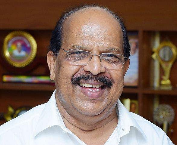 ജി സുധാകരനെതിരായ പരാതി പിന്‍വലിച്ചെന്ന് പൊലീസ് ; വ്യാജ ഒപ്പെന്ന് യുവതി ; വിവാദം