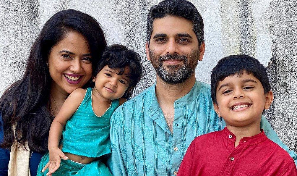 മകന് നാലു ദിവസമായി കടുത്ത പനി, പിന്നാലെ മകള്‍ക്കും; സമീറ റെഡ്ഡിക്കും കുടുംബത്തിനും കോവിഡ് 