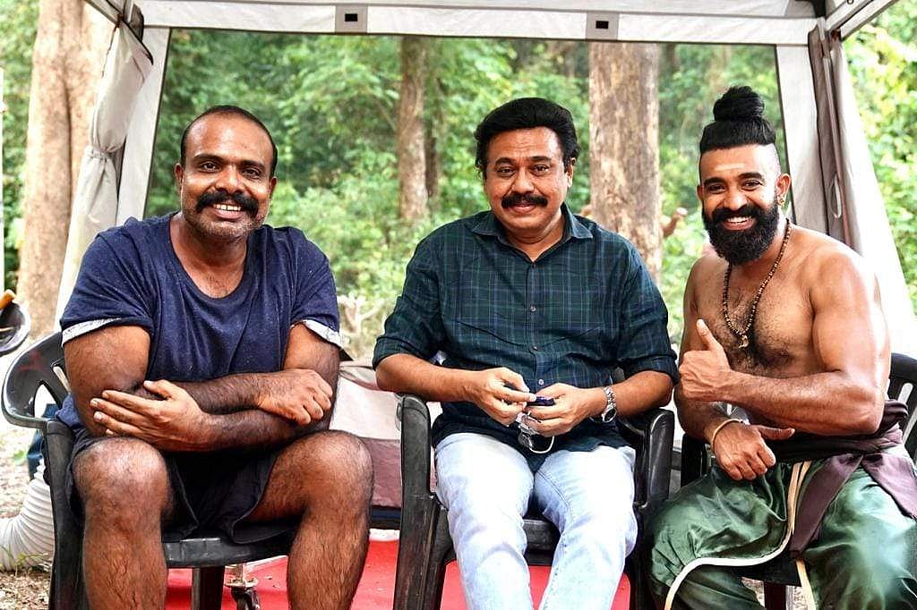 "ഇന്നേവരെ കാണാത്ത കായംകുളം കൊച്ചുണ്ണിയുടെ മറ്റൊരു മുഖം"; ചെമ്പൻ വിനോദ് 'പത്തൊമ്പതാം നൂറ്റാണ്ടി'ൽ
