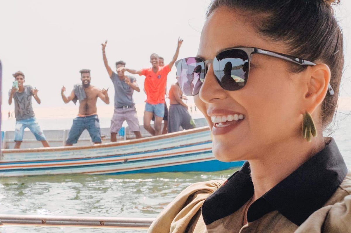 നാല് മലയാളി ആരാധകരെ തിരഞ്ഞിറങ്ങി സണ്ണി ലിയോണി, അവസാനം കണ്ടെത്തി