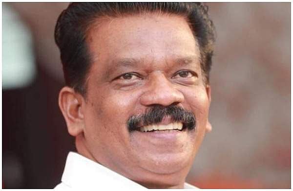 മന്ത്രി കെ രാധാകൃഷ്ണൻ സഞ്ചരിച്ച കാർ അപകടത്തിൽപ്പെട്ടു