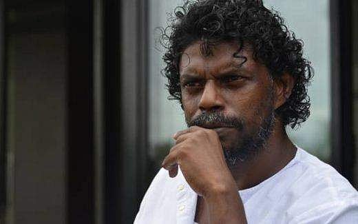 ഭാര്യയുമായുള്ള എല്ലാ ബന്ധങ്ങളും ഈ നിമിഷം ഇല്ലാതാകുന്നു; വിഡിയോയുമായി വിനായകൻ