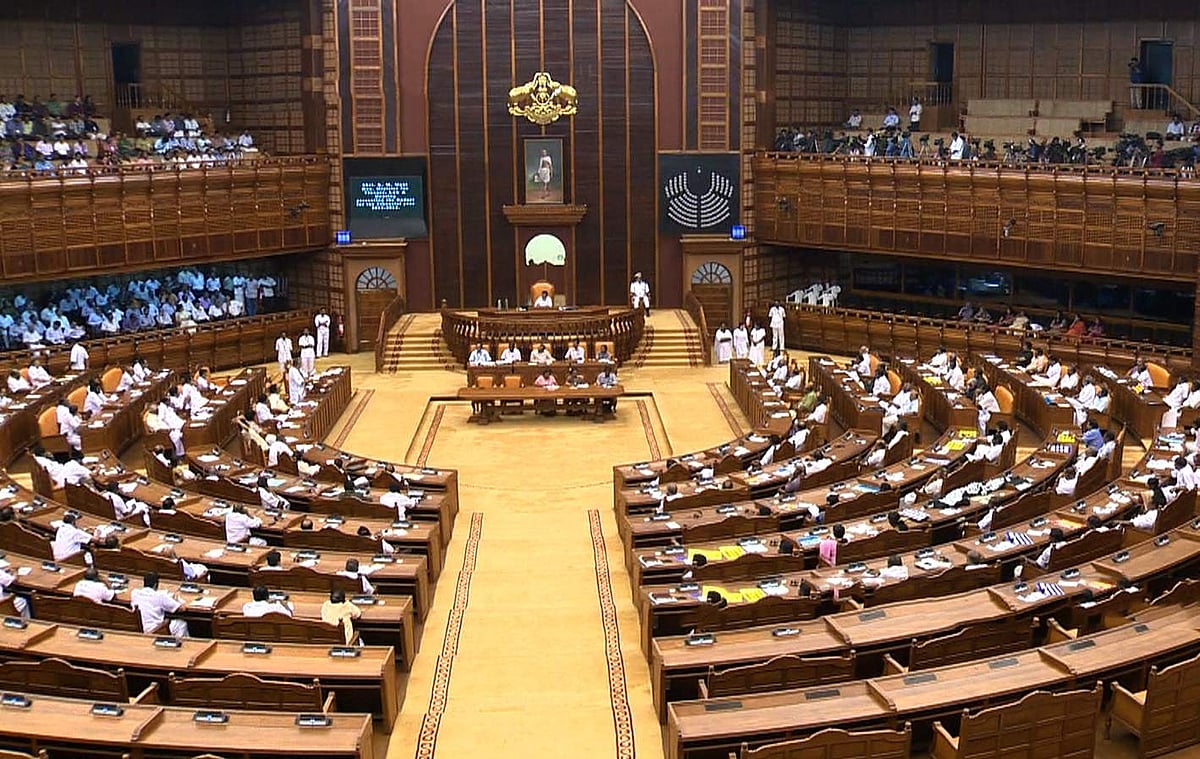 24ന് എംഎല്‍എമാരുടെ സത്യപ്രതിജ്ഞ; 25ന് സ്പീക്കറെ തെരഞ്ഞെടുക്കും