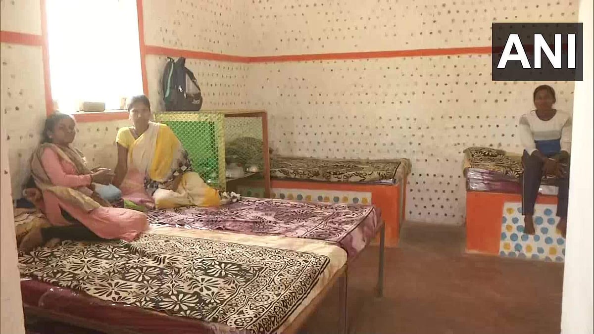 ആര്‍ത്തവ കാലത്ത് വീടിന് പുറത്താകുന്ന സ്ത്രീകള്‍ക്ക് സഹായം; പിരീഡ് ഹോം നിര്‍മ്മിച്ച് എന്‍ജിഒ