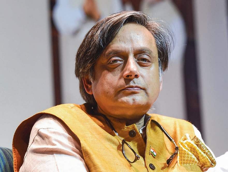 'വാക്കുകള്‍ സംസ്‌കാരത്തെ സൃഷ്ടിക്കുമ്പോള്‍'- ഒരു തരൂര്‍ വായന