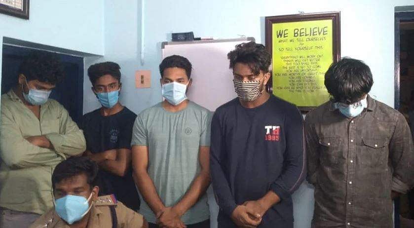 മലപ്പുറത്ത് വന്‍ മയക്കുമരുന്നുവേട്ട; ഒരുകോടി രൂപയുടെ ലഹരിവസ്തുക്കള്‍ പിടിച്ചെടുത്തു