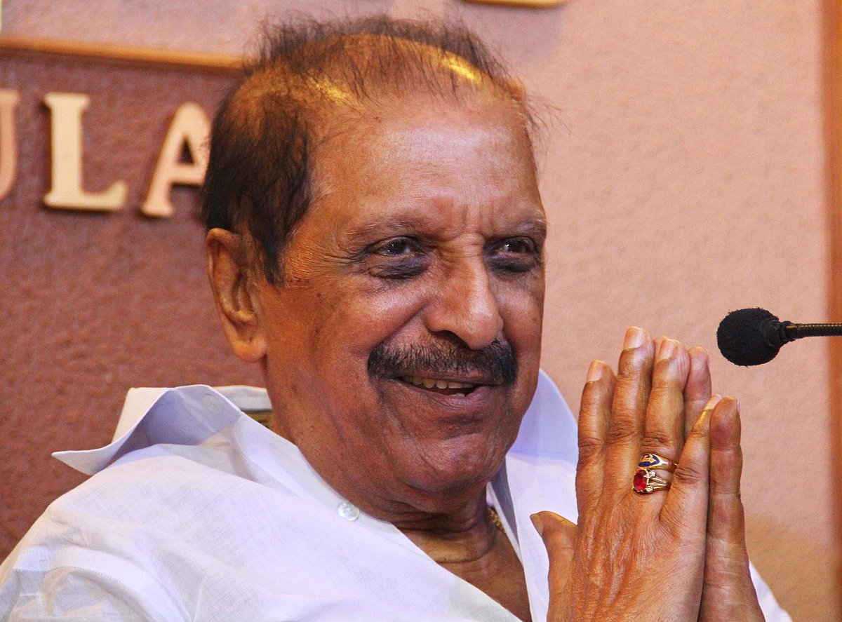 ആറ് പതിറ്റാണ്ട്; കോൺ​ഗ്രസിനൊപ്പം തുടങ്ങി ഒടുവിൽ ഇടതു സഹയാത്രികനായി വിട 