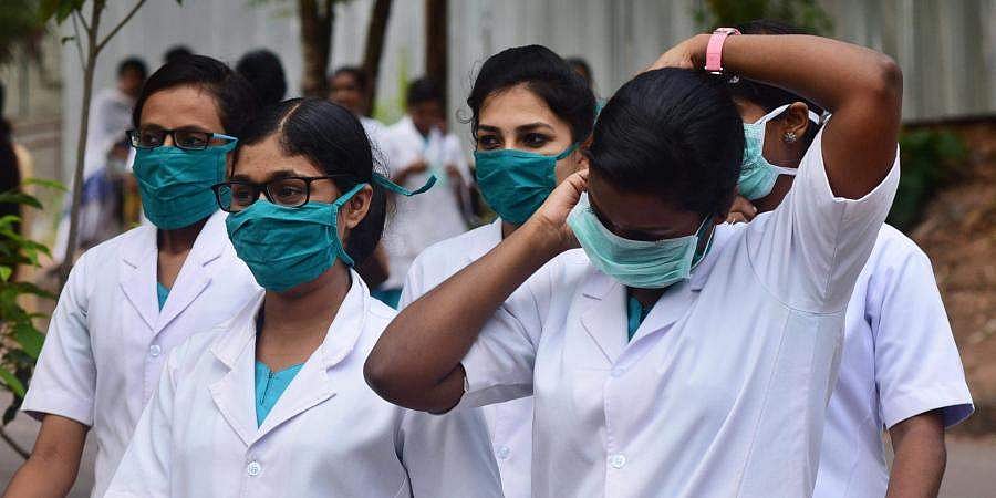 വിലക്ക് നീക്കി, ഇന്ത്യയിലെ നേഴ്സുമാർക്ക് ഇനി ബ്രിട്ടനിലേക്ക് പറക്കാം
