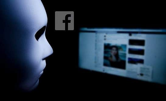 വ്യാജ ഫേസ്ബുക്ക് അക്കൗണ്ട് വഴി പണം തട്ടൽ;  'അശ്വതി അച്ചു' ഒടുവിൽ പിടിയിൽ 