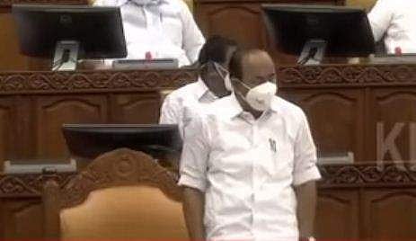 ജനം പരിഭ്രാന്തിയിലാണ്, വീഴ്ച കണ്ടാല്‍ തുറന്നുപറയുമെന്ന് പ്രതിപക്ഷം; മരണനിരക്ക് കുറച്ച് കാണിച്ചിട്ടില്ലെന്ന് ആരോഗ്യമന്ത്രി; നിയമസഭയില്‍ ബഹളം