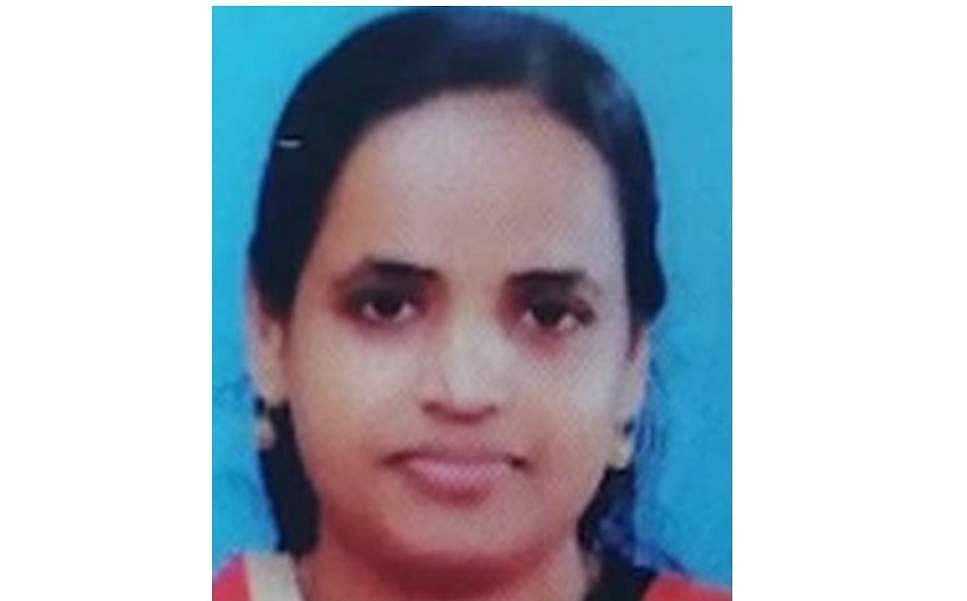 യുവതി വീടിനുള്ളിൽ തീകൊളുത്തി മരിച്ച നിലയിൽ, സംഭവം കുട്ടികൾ ട്യൂഷനു പോയ സമയത്ത്