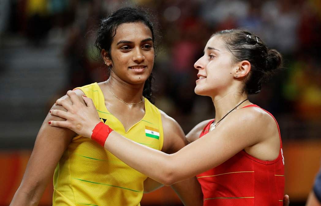 'ആ ഫൈനലിന്റെ ത്രിൽ ഇത്തവണ ഉണ്ടാകില്ല, പരിക്ക് മാറി കരുത്തോടെ തിരിച്ചെത്തു'- കരോലിന മരിന് സന്ദേശമയച്ച് പിവി സിന്ധു (വീഡിയോ)