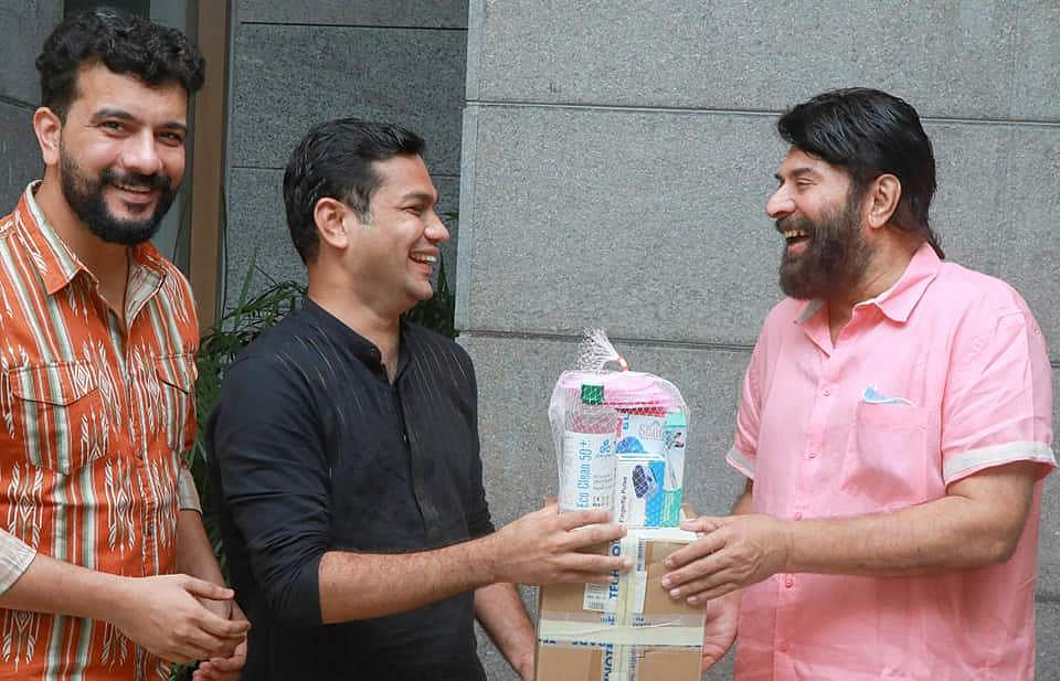 കോവിഡ് രോ​ഗികൾക്ക് സഹായവുമായി മമ്മൂട്ടി, ചിത്രം പങ്കുവെച്ച് ഹൈബി ഈഡൻ