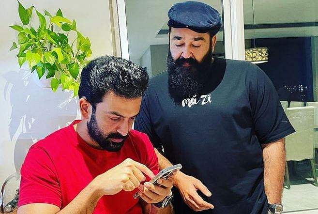 പൃഥ്വിരാജിനൊപ്പം 'ബ്രോ ഡാഡി' തിരക്കിൽ മോഹൻലാലും, താടിക്ക് കയ്യടിച്ച് ആരാധകർ; വൈറൽ