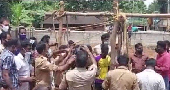 ചെളി നീക്കാനായി കിണറിലിറങ്ങി; ശ്വാസം കിട്ടാതെ കുടുങ്ങിയ നാലു പേര്‍മരിച്ചു, കൊല്ലത്ത് ദുരന്തം