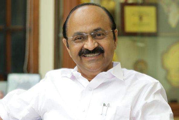 ഇതും സ്ത്രീപക്ഷ കേരളം പരിപാടിയുടെ ഭാഗമാണോ ?; റവന്യൂ വകുപ്പ് 'സൂപ്പര്‍മന്ത്രിയായ' സെക്രട്ടറിക്ക് അടിയറ വെച്ചോയെന്ന് വി ഡി സതീശന്‍ 