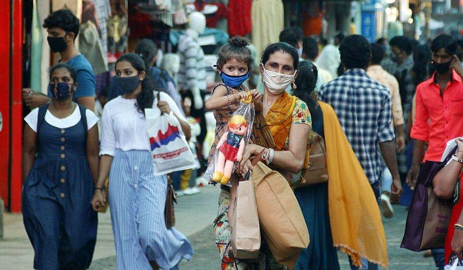 കടകളില്‍ എത്ര പേര്‍ക്കു കയറാം? എണ്ണം പുറത്തു പ്രദര്‍ശിപ്പിക്കണം; തിരക്ക് ഒഴിവാക്കേണ്ടത് ഉടമയുടെ ഉത്തരവാദിത്തം