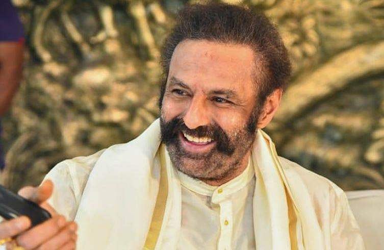 'ഭാരത രത്ന എന്റെ അച്ഛന്റെ കാൽ നഖത്തിന് തുല്യം, ആരാണ് എ ആർ റഹ്മാൻ?'; വിവാദപരാമർശവുമായി നന്ദമുരി ബാലകൃഷ്ണ