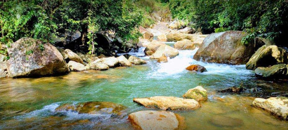 നാവികസേന ഉദ്യോഗസ്ഥന്‍ അരുവിയില്‍ മുങ്ങിമരിച്ചു