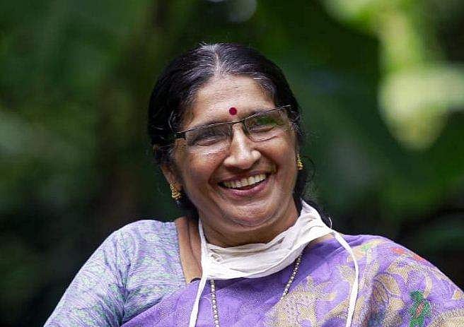 പി കെ ശ്യാമളയ്ക്ക് സോഷ്യല്‍ മീഡിയയിലൂടെ അധിക്ഷേപം; സിപിഎമ്മില്‍ അച്ചടക്ക നടപടി, രണ്ടുപേര്‍ക്ക് സസ്‌പെന്‍ഷന്‍, പതിനഞ്ചുപേര്‍ക്ക് പരസ്യ ശാസന