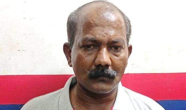 തിരുവനന്തപുരത്ത് നടുറോഡിൽ ഭർത്താവ് ഭാര്യയെ വെട്ടിക്കൊന്നു; കസ്റ്റഡിയിൽ