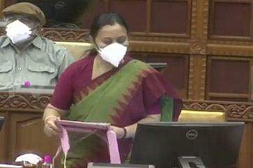കടയില്‍ പോകാന്‍ സര്‍ട്ടിഫിക്കറ്റ് വേണം ; നിബന്ധനയില്‍ മാറ്റമില്ല ; നിയന്ത്രണങ്ങള്‍ രോഗവ്യാപനം തടയാനെന്ന് ആരോഗ്യമന്ത്രി