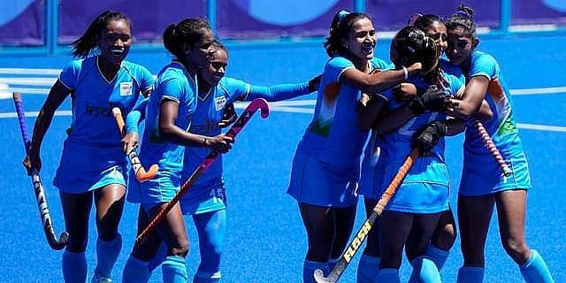 'നിരാശ വേണ്ട, രാജ്യത്തെ കോടിക്കണക്കിന് പെണ്‍ മക്കളെ നിങ്ങള്‍ പ്രചോദിപ്പിച്ചു; തല ഉയര്‍ത്തി അഭിമാനത്തോടെ മടങ്ങി വരു'  (വീഡിയോ)